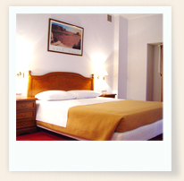 гостиница Академия Днепропетровска, четырехзвездочная гостиница, комфортабельные гостиничные номера, гостиницы с Wi-Fi доступом, односпальная кровать, однокомнатный номер, однокомнатные номера с большой двухспальной кроватью, двухспальная кровать в отеле, двухкомнатные номера в гостиннице